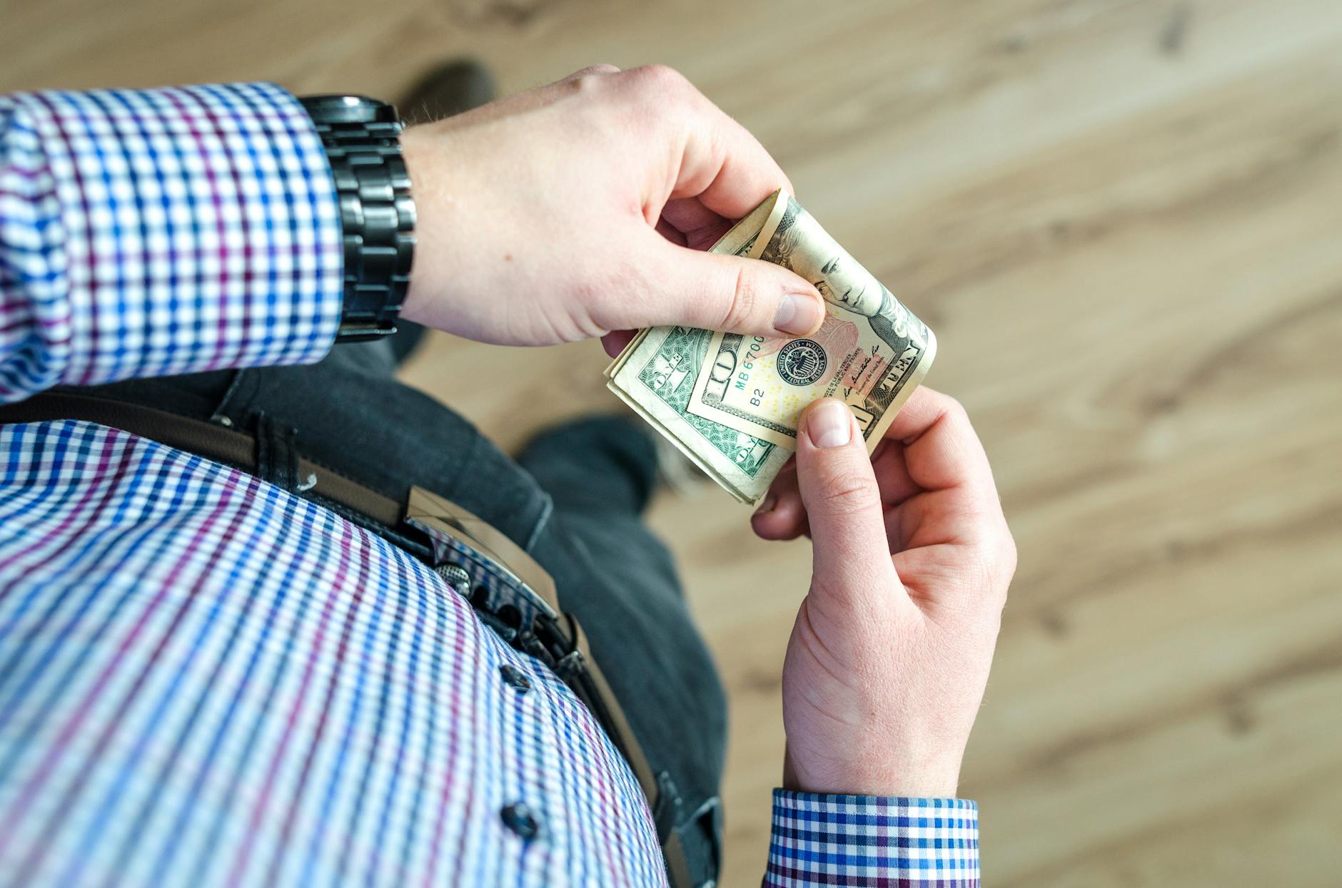 Best Investment Apps for Fractional Shares and Dividend Reinvestment in 2026
