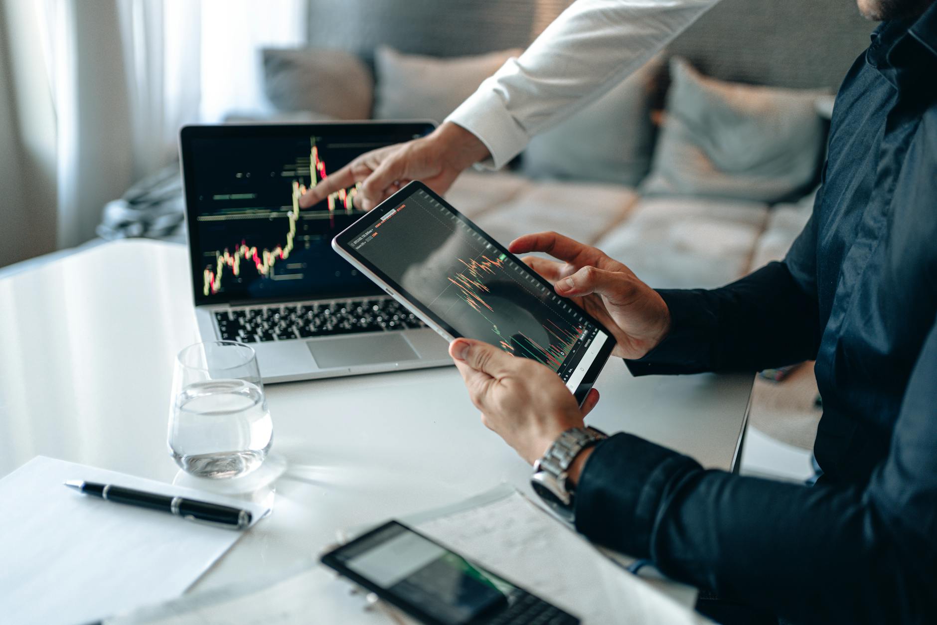 Best Robo-Advisors for Hands-Off Investing in 2026