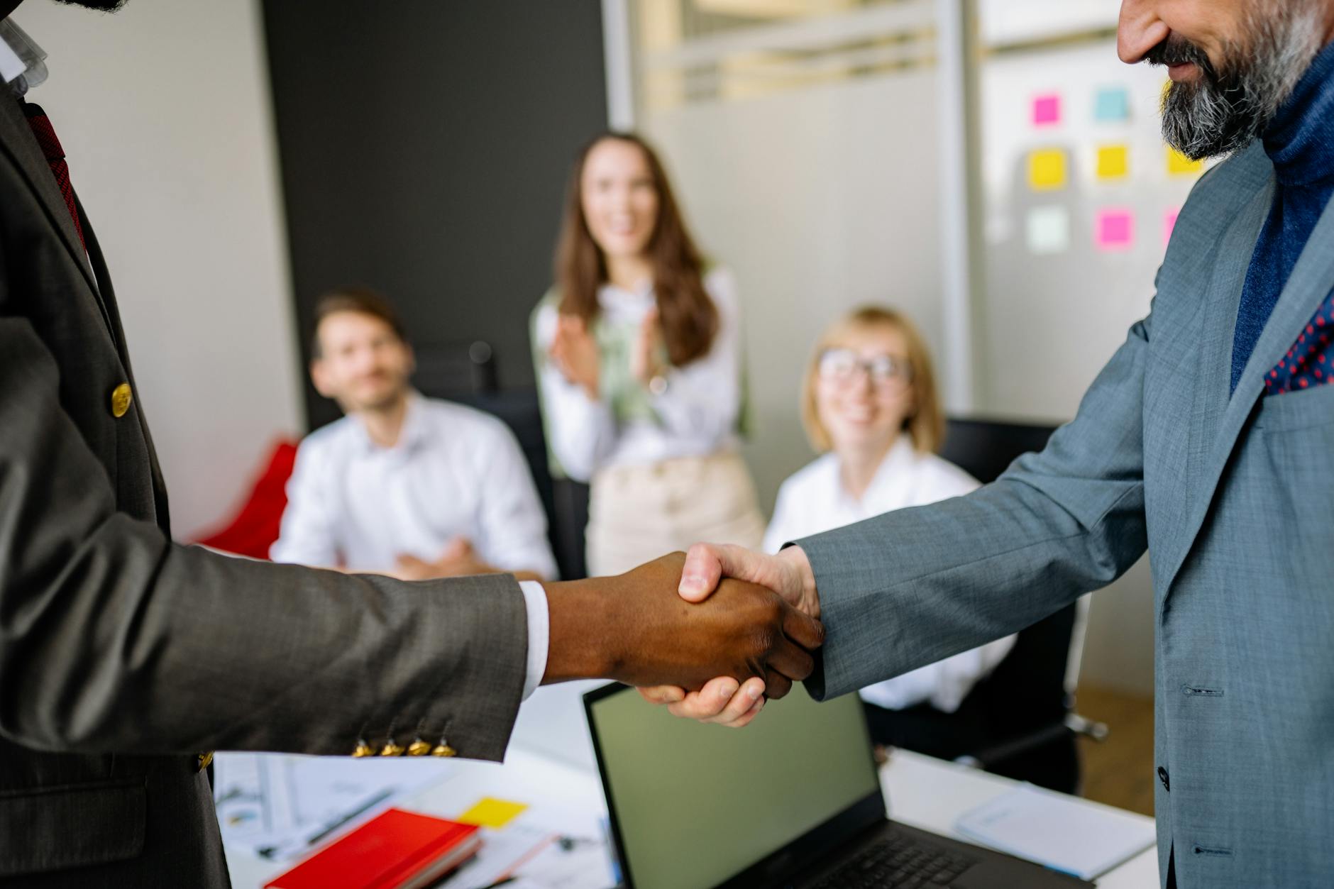 How to Negotiate a 20% Raise Without Changing Jobs in 2026