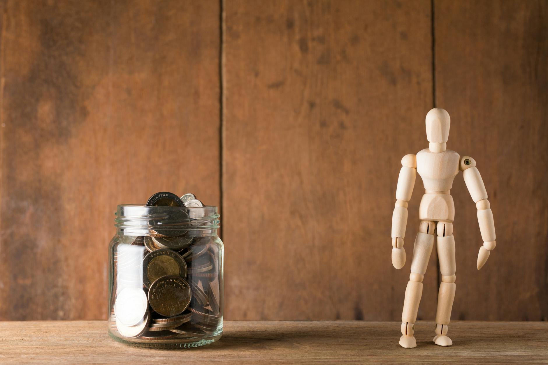 The 52-Week Emergency Fund Challenge That Actually Works