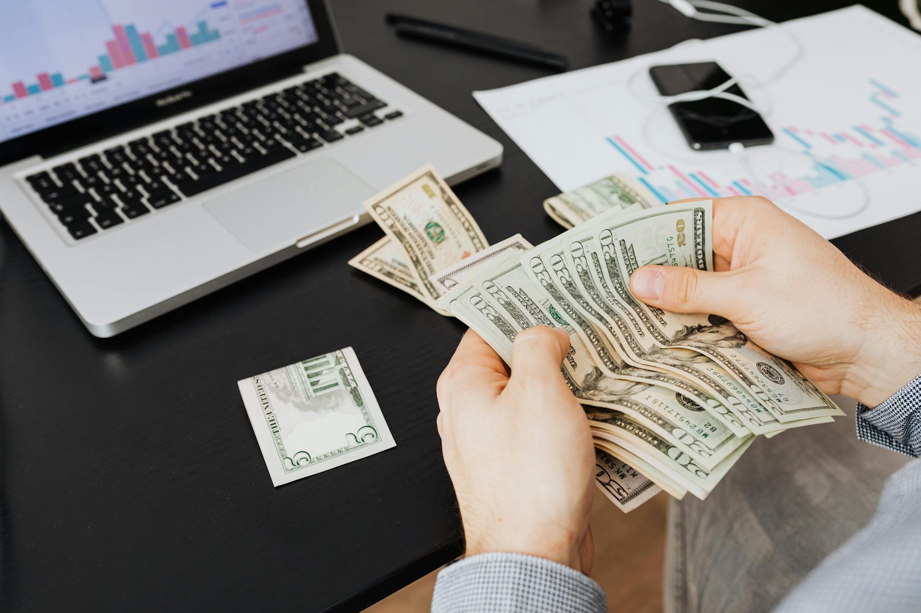 Dividend Growth Portfolio: The $200K Strategy