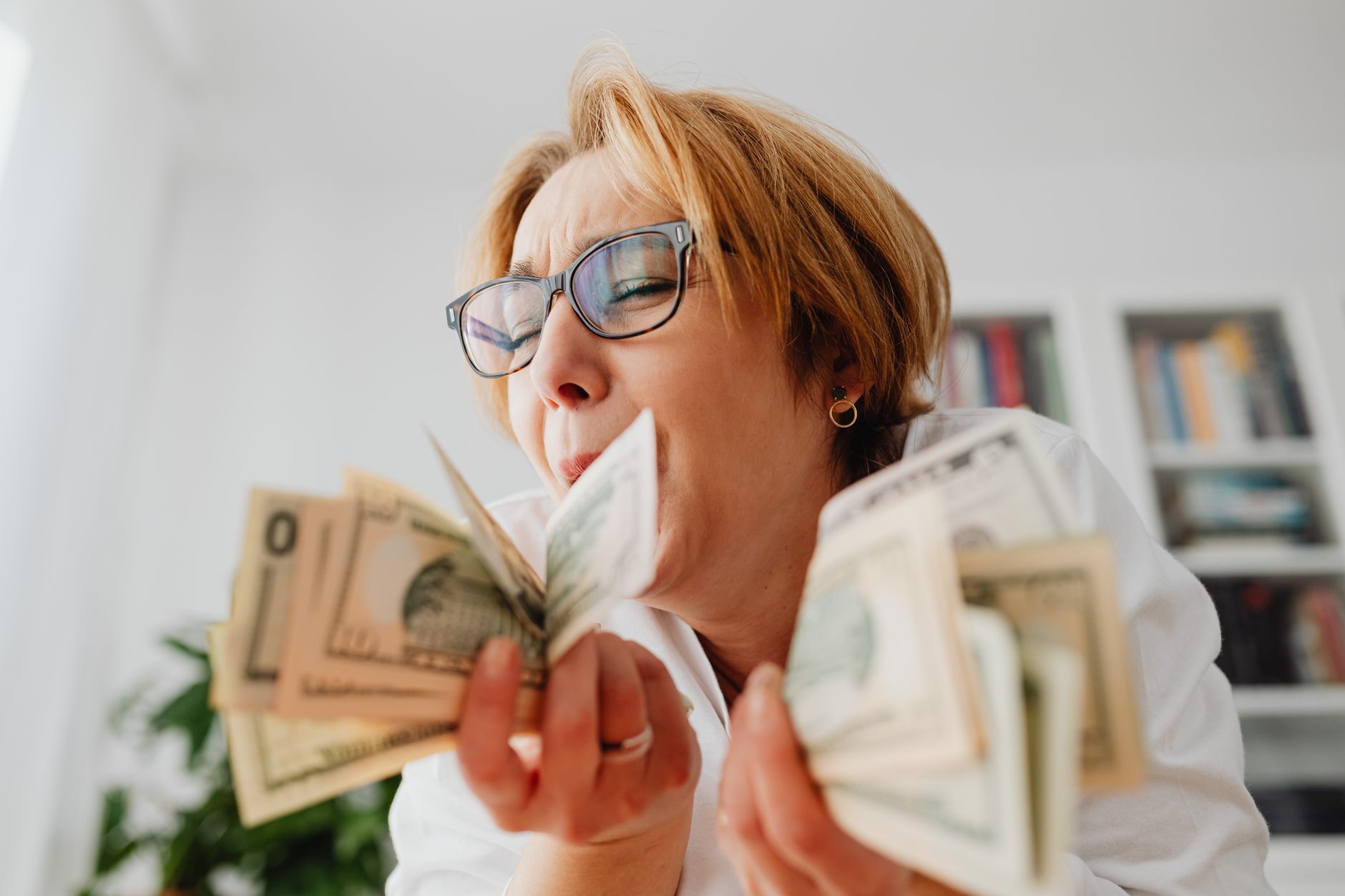 When to Hire a Financial Advisor in Your 30s: The $250K Net Worth Rule